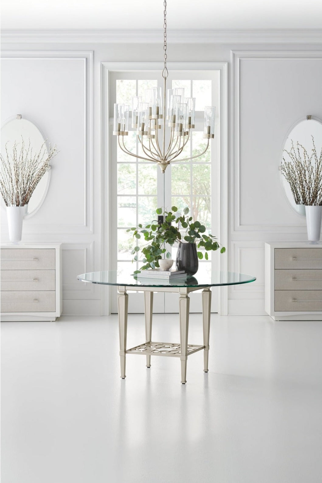 Caracole Classic A Social Event Round Dining Table DSC