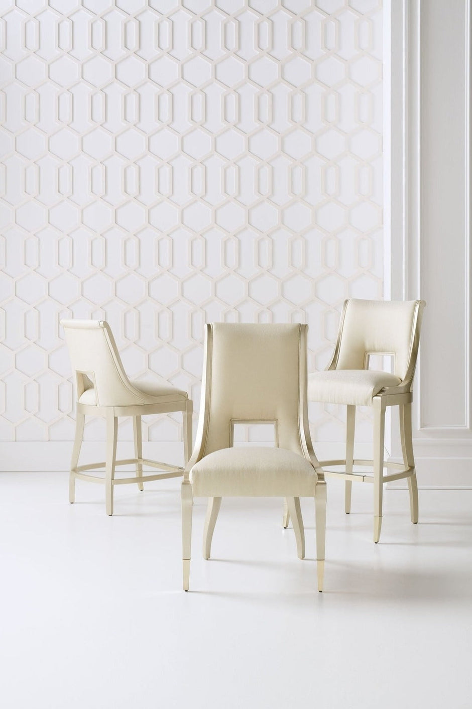 Caracole In Good Taste Counter Stool