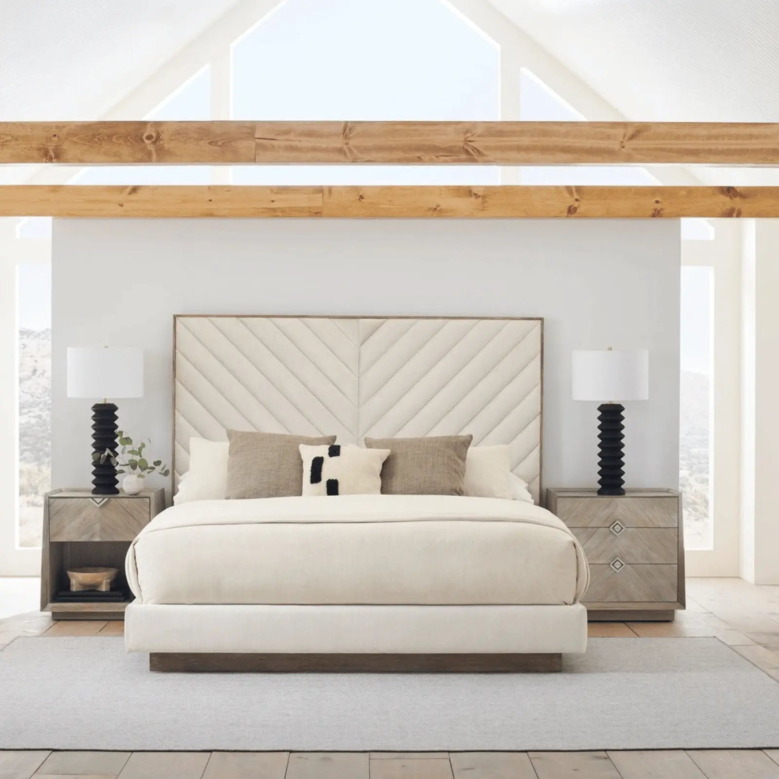 Caracole Classic Meet U in The Middle Bed