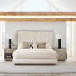 Caracole Classic Meet U in The Middle Bed
