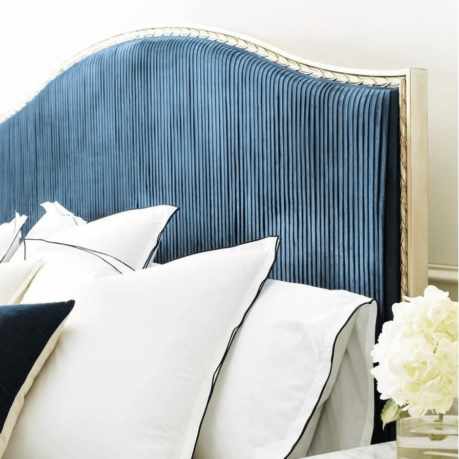 Caracole Compositions Fontainebleau Platform Bed