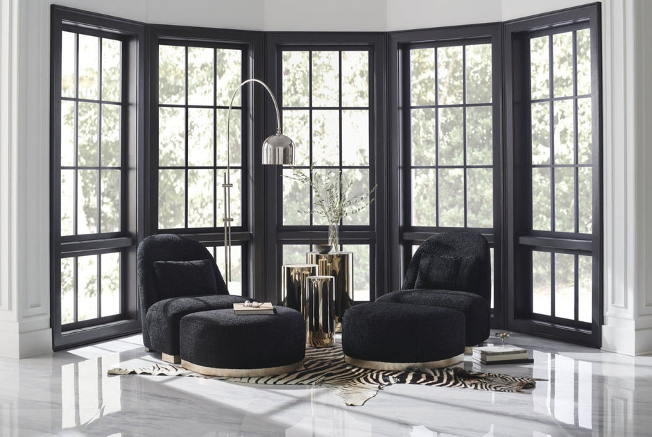 Caracole Signature Metropolitan Round About-Short Accent Table