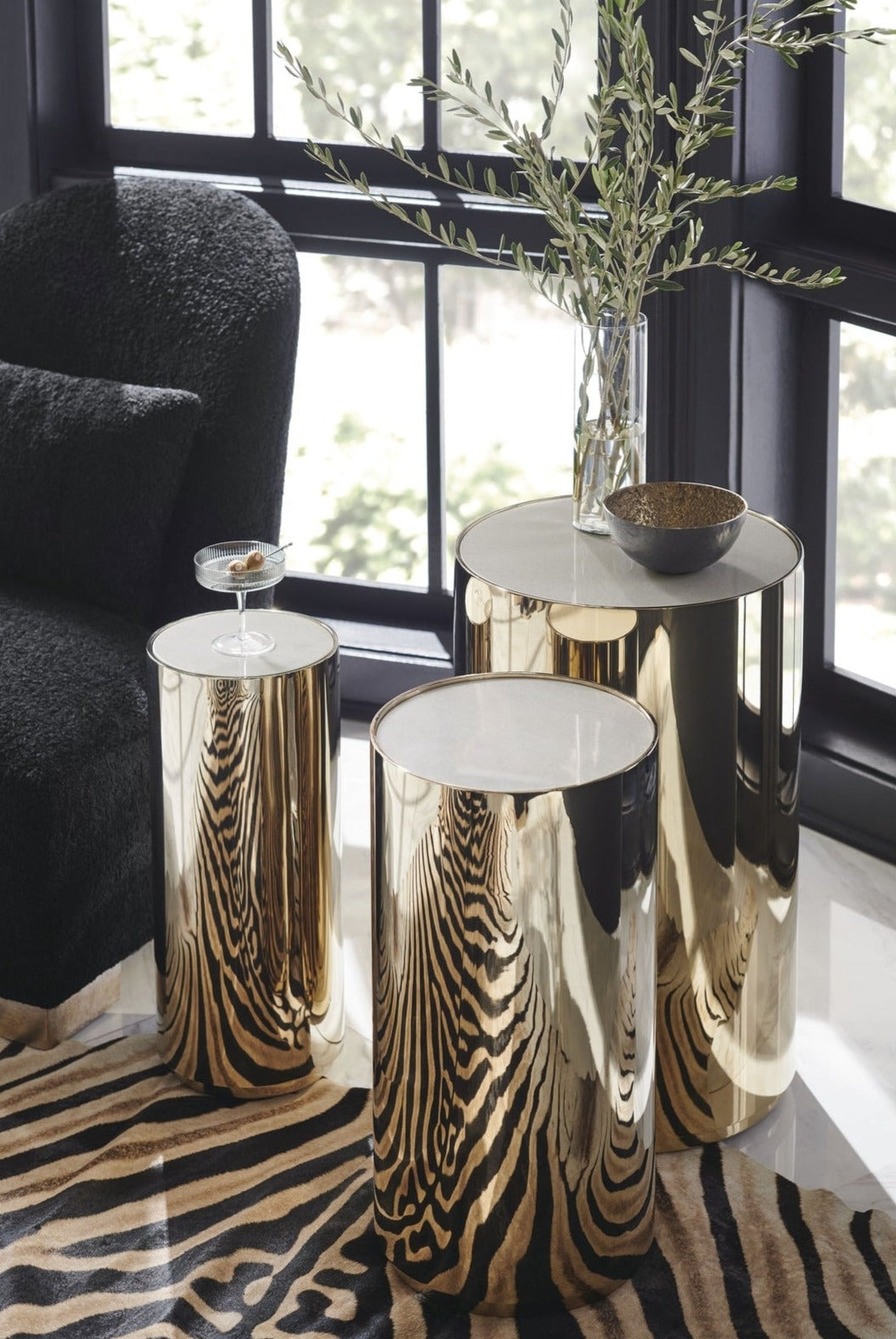 Caracole Signature Metropolitan Round About-Short Accent Table